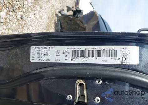 2017 Ram 1500 Sport z USA, uszkodzony, nr VIN 1C6RR7MT8HS864702